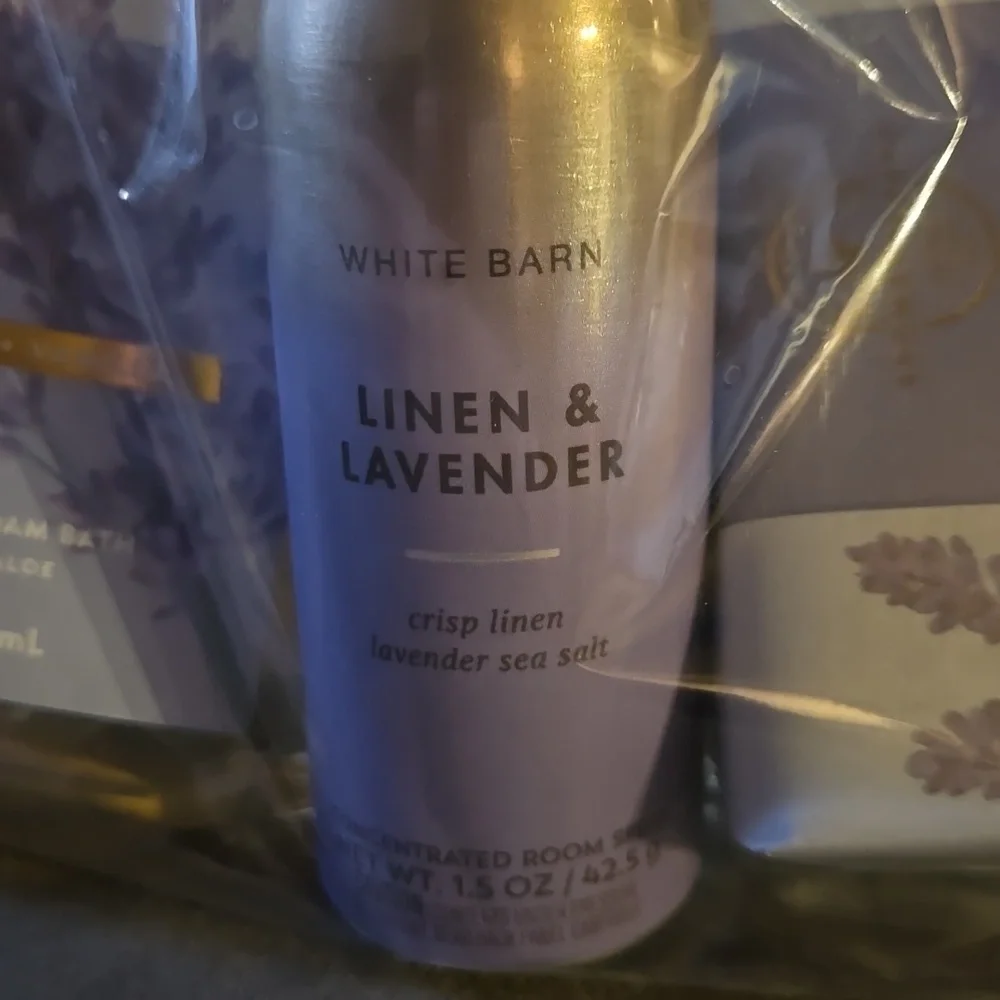 Bath and Body Works Aromatherapy Lavendar set - Picture 3 of 5